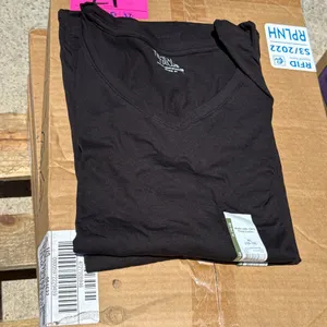 Short Sleeve Core V-Neck Shirts