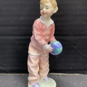 Royal Doulton - Pyjams  HN1942