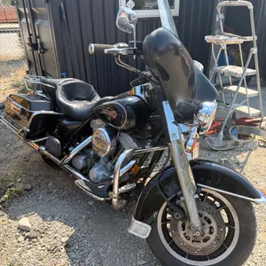 1998 Harley-Davidson FLHT Electra Glide Standard VIN# 1HD1DDL12WY619034