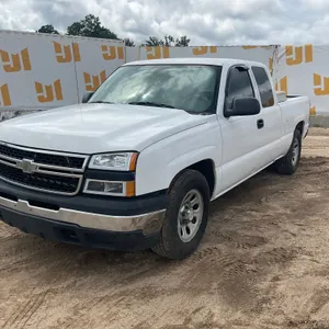 2007 CHEVROLET SILVERADO LS 1500 EXTENDED CAB 4X2 PICKUP VIN: 1GCEC19V67Z122255