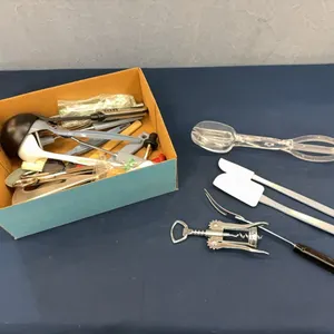 Misc kitchen utensils