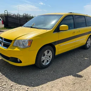 2016 DODGE CARAVAN, CLOTH, AM/FM/CD, PW/PL, APPROX. 350, 000KM'S SHOWING S/N: 2C4RDGDG0GR371607