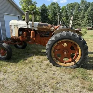 OLD CASE TRACTOR