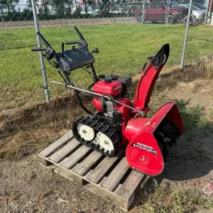 A39 Honda HS624 Tracked Snowblower