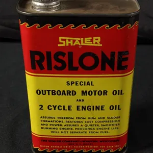 QUART SHALER RISLONE SPECIAL OUTBOARD & 2 CYCLE ENGINE OIL CAN WAUPUN WISCONSIN