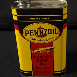 QUART PENNZOIL OUTBOARD MOTOR OIL CANSOUTH PENN OIL CO OIL CITY PENNSYLVANIA