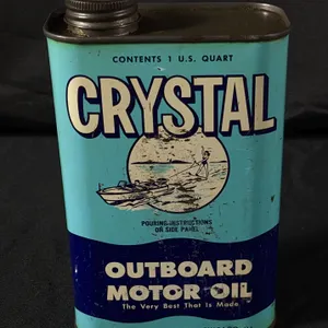 QUART CRYSTAL OUTBOARD MOTOR OIL CAN CHICAGO ILLINOIS