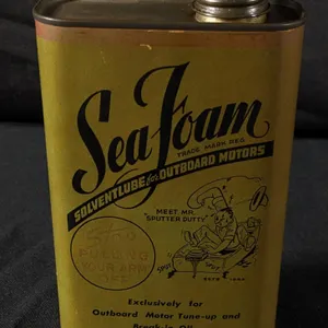 PINT PAPER LABEL SEA FOAM SOLVENTLUBE FOR OUTBOARD MOTORS CAN MINNEAPOLIS MINNESOTA