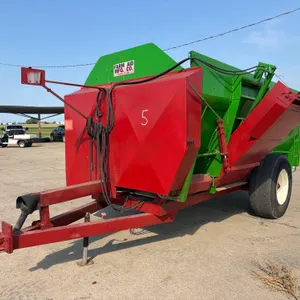 Farm Aid 430 Mixer Wagon
