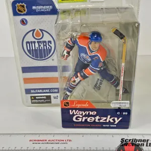 NHL Legends Series 1 Action Figure : Wayne Gretzky - Oilers (McFarlane Toys) (Certified NHL) (Packag