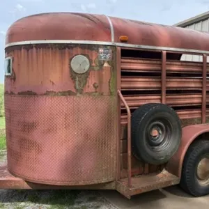 WW Bumper Pull Stock Trailer
