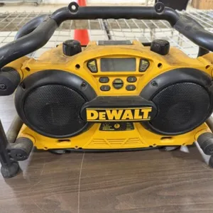 Dewalt DC011 Job Site Radio Charger