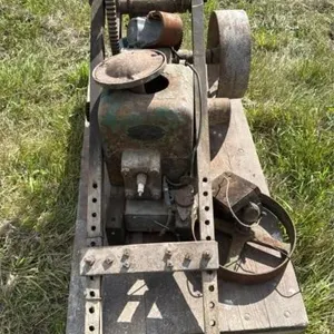 Fairbanks-Morse hit and miss engine