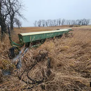 John Deere 1915 35' Discers
 UNRESERVED