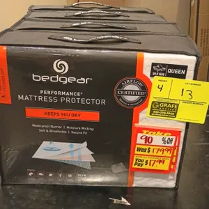 Bedgear Performance Split Head Queen mattress protector. Features Dri-Tec moisture-wicking technology, a waterproof barrier, and breathable fabric des