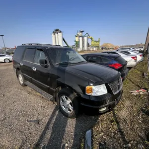 SALVAGE UNIT: 2005 Ford Expedition SUV (Black)
 UNRESERVED