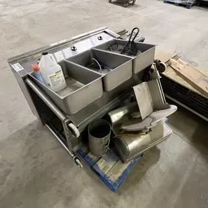 Pallet w/  Hobart Meat Slicer and Quest 3 Compartment Food Warmer
 UNRESERVED