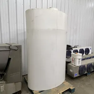 Hold-On Industries Inc. Plastic Tank 
 UNRESERVED