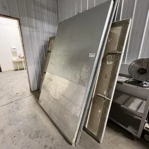 Misc. Cooler Walls
 UNRESERVED