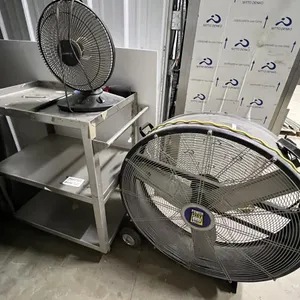 Stainless Steel Cart and (2) Fans
 UNRESERVED