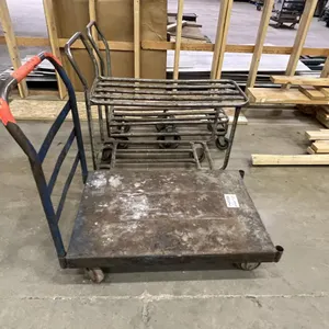 (3) Assorted Carts 
 UNRESERVED