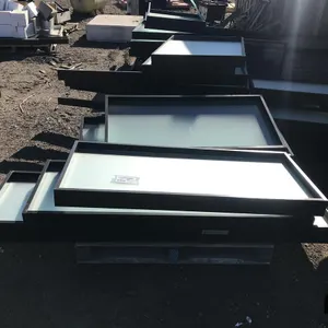 Assorted Glass Dividers
 UNRESERVED