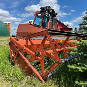 Co-op 550 Self-Propelled Swather w/ Header
 UNRESERVED