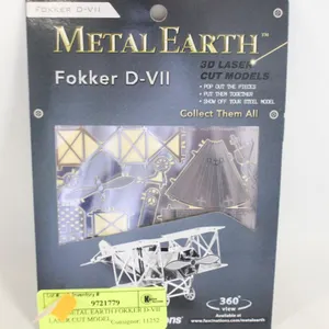 NEW METAL EARTH FOKKER D-VII LASER CUT MODEL