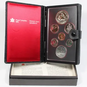 #34 1979 Canada Double Dollar Set Silver Dollar