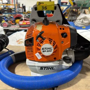 STIHL BR 200 COMMERCIAL GAS POWERED BACKPACK LEAF BLOWER WITH DIVERTER ATTACHMENT
