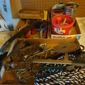 WOOD PLANE, ROPE & MISC TOOLS