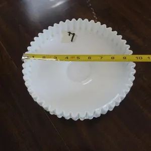 10" MILK GLASS BOWL