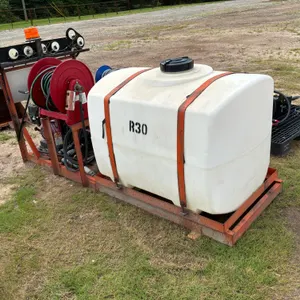 SKID MOUNTED PUMP W/ POLY TANK