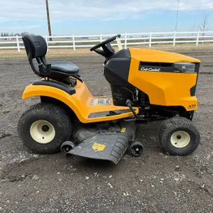 Cub Cadet XT1 Enduro LT46 Lawn Mower