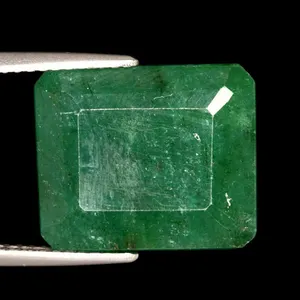 11.25 ct Certified Emerald gemstone ($10,100 Appraisal)