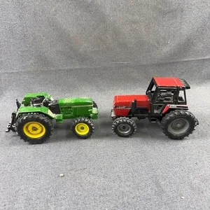 Ertl Diecast Case International & John Deere Tract