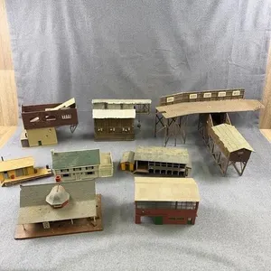 HO Scale Model Train Buildings & Structures Lot
