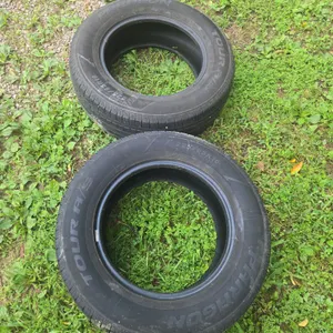 Pair of tires