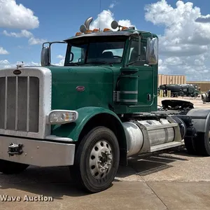 2016 Peterbilt 389 semi truck