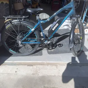 ENVO D35 Electric Bicycle With Accessories and Manual