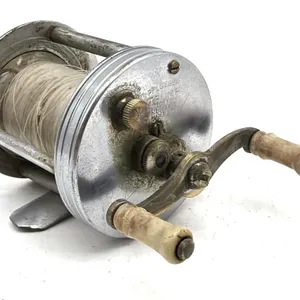 Vintage Pflueger Trump 1943 Fishing Reel