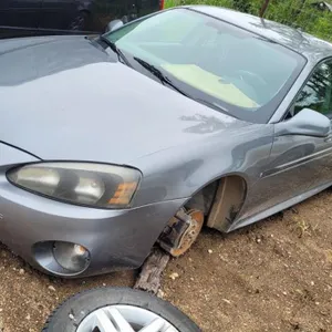 IMPOUND UNIT: 2008 Pontiac Grand Prix Car
 UNRESERVED