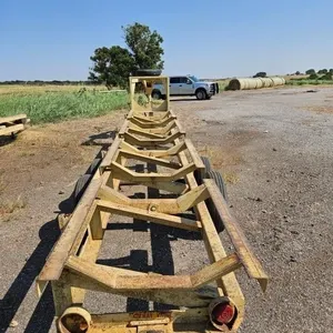 Gooseneck 4-Bale Hay Trailer
