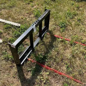 New Kivel Universal Attach Bale Spear
