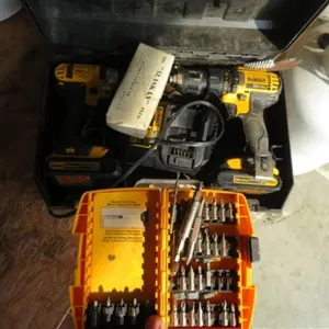 Dewalt 20V Drill & Impact * Bits
