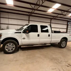 2015 FORD F-250 XL FX4 CREW CAB 4X4 PICKUP VIN: 1FT7W2B68FEC40872