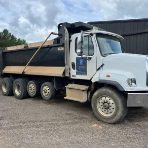 2018 FREIGHTLINER 108SD QUAD AXLE DUMP TRUCK VIN: 3ALSG5FE8JDJM2114