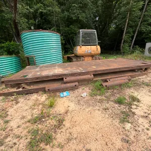 MANHOLE SHIELD & TRENCH BOXES
