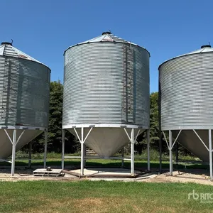Westeel +/- 2400 bu 5 Ring Hopper Grain Bin