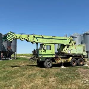 1960 P & H H-312T 18 ton on FWD Corporation Hydraulic Truck Crane